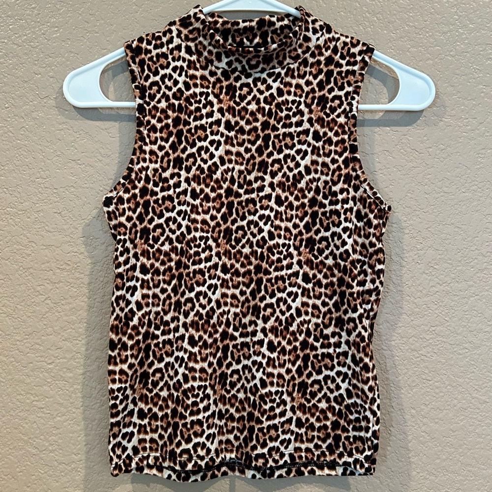 Leopard print Sleeveless Mockneck